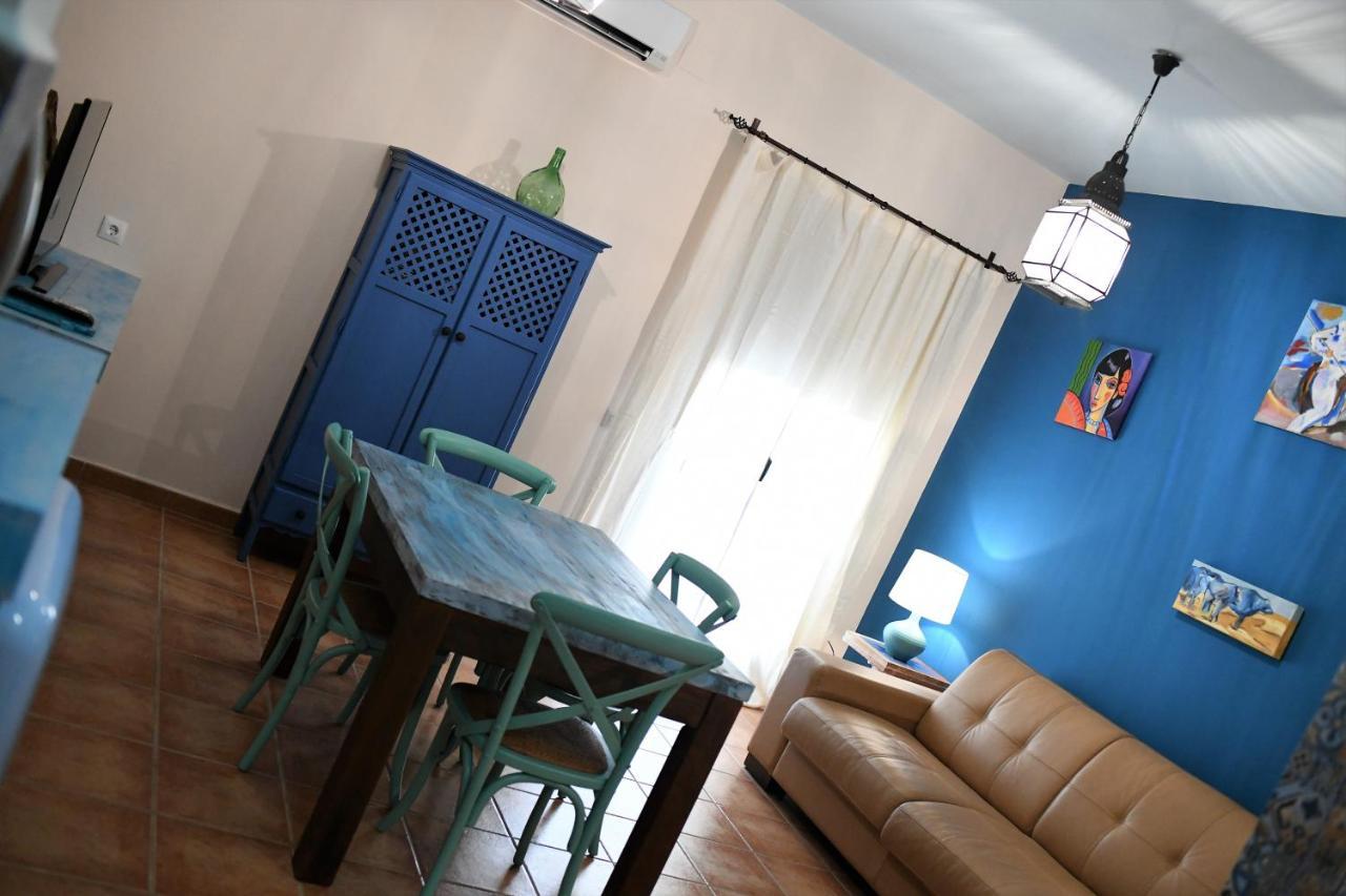 Casa Rural Blue Moon Guest House Cazalla de la Sierra Exterior photo